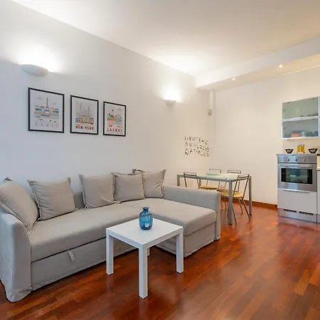 Lovely Two-room In Loreto דירה *